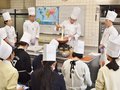 各コースともバレンタインメニューです