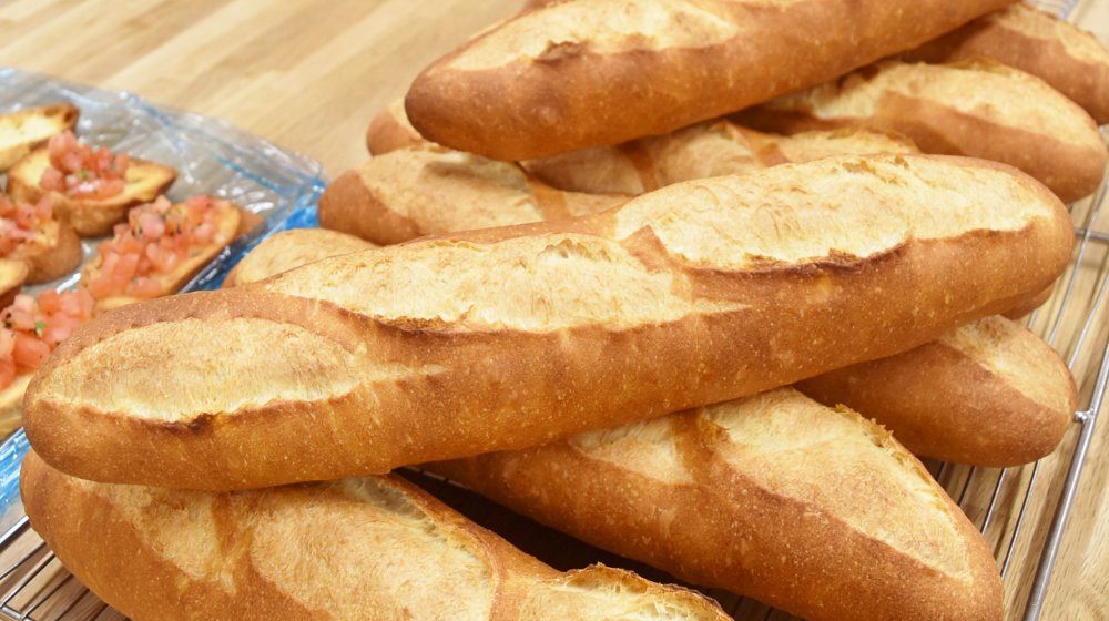 低温長時間法でつくるフランスパン｜東京製菓学校スクールブログ