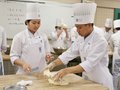 手仕込みでの食パンづくり