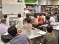 卒業生たちの勉強会「四季会」